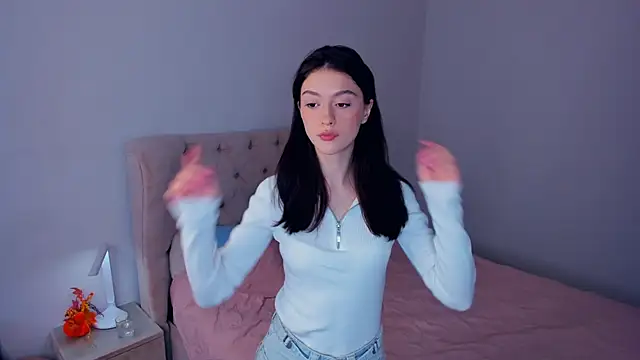 Snapshot of LibbieSchworm chatting on 04.12.26 LibbieSchworm online show from 04.12.26