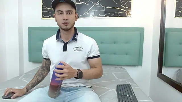 PowerLustX online show from 04.25.26