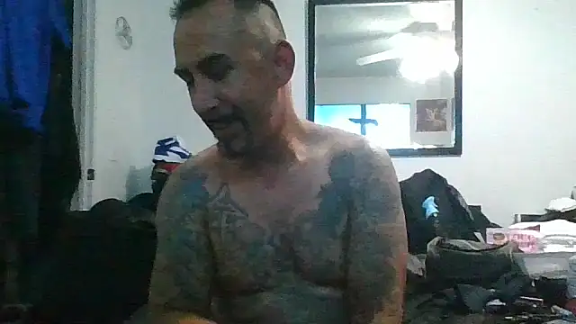 Snapshot of tenser59 chatting on 04.15.26 tenser59 online show from 04.15.26