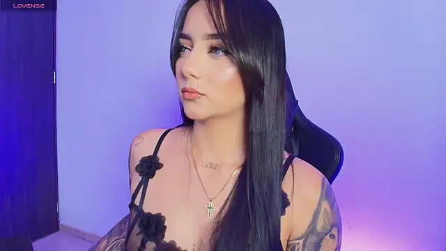 Megan jacksonn  online show from 04.25.26
