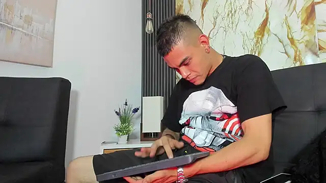 RomeoBoselli   online show from 05.24.26