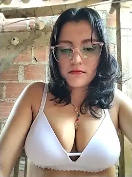 sienna elara online show from 07.02.26