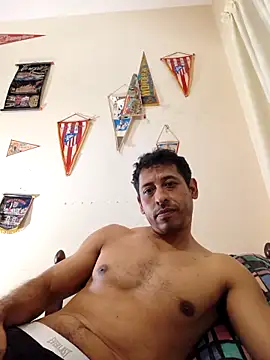 Snapshot of edulovee chatting on 04.15.26 edulovee online show from 04.15.26