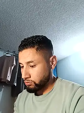 Snapshot of DiegoDass chatting on 04.08.26 DiegoDass online show from 04.08.26