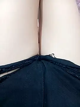 Snapshot of Suri-Sexywet chatting on 04.08.26 Suri-Sexywet online show from 04.08.26