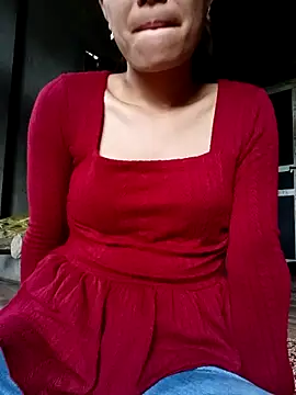 mia0033 online show from 04.28.26