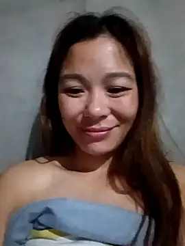 mia0033 online show from 05.10.26