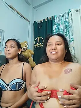 Snapshot of PowerDuoCouple69Xxx chatting on 06.12.26 PowerDuoCouple69Xxx online show from 06.12.26