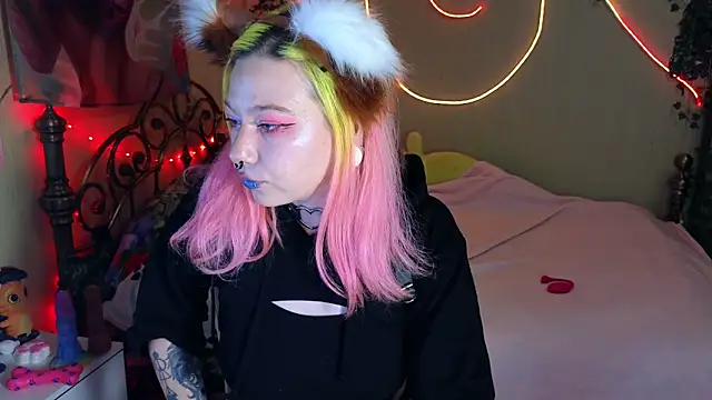 Snapshot of Sansarella chatting on 03.01.26 Sansarella online show from 03.01.26