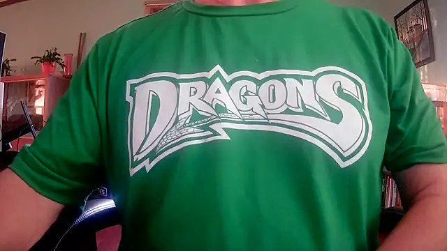 Snapshot of ilundercover chatting on 04.11.26 ilundercover online show from 04.11.26