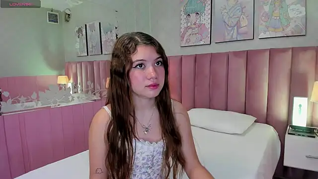 Hellencute18  online show from 07.16.26