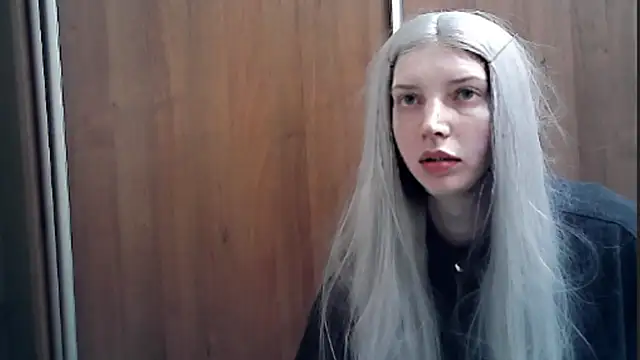 Snapshot of Crimson_Lady chatting on 05.15.26 Crimson Lady online show from 05.15.26