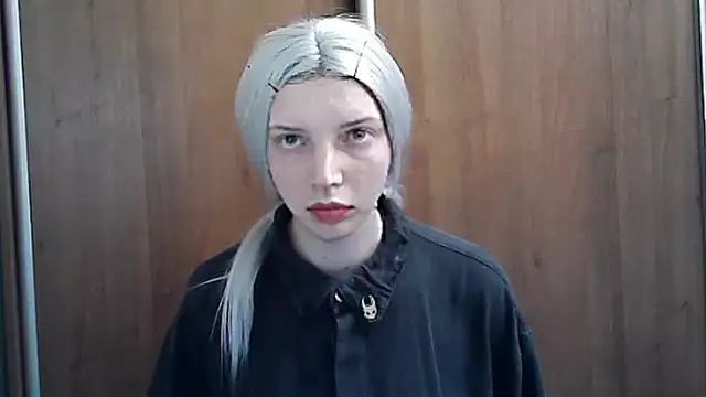 Snapshot of Crimson_Lady chatting on 05.20.26 Crimson Lady online show from 05.20.26