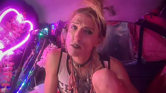 TgirlBrat online show from 05.26.26