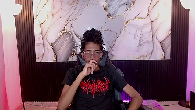 triiangel latinboy online show from 07.24.26