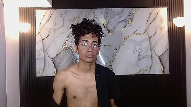 triiangel latinboy online show from 07.25.26