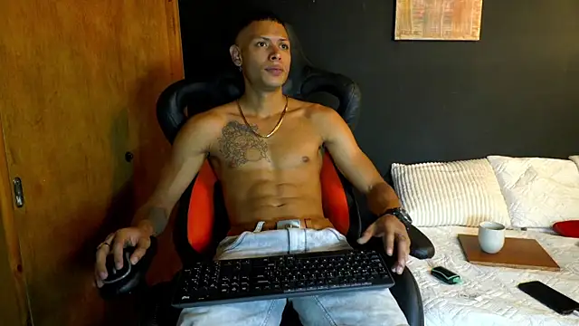 nicolas valmont online show from 07.28.26