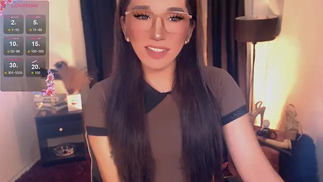 Snapshot of Precious_RoseDollxxx chatting on 06.15.26 Precious RoseDollxxx online show from 06.15.26