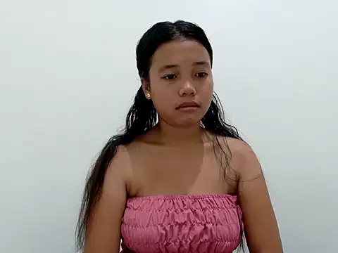 Snapshot of Pinaysweetgirl chatting on 04.21.26 Pinaysweetgirl online show from 04.21.26
