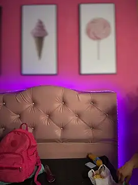 Tessa LS online show from 04.10.26