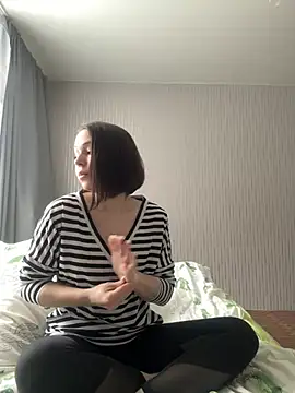Snapshot of Hopefully_ chatting on 04.20.26 Hopefully online show from 04.20.26
