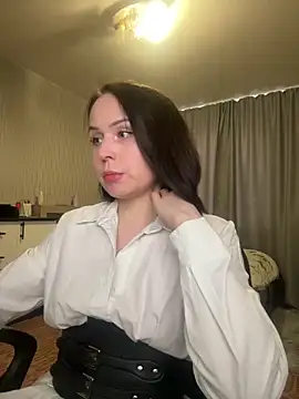 Snapshot of Hopefully_ chatting on 05.02.26 Hopefully online show from 05.02.26