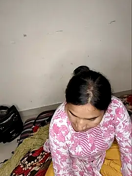 Hot night online show from 04.17.26