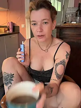 kittendeluxe online show from 07.27.26