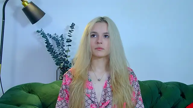 LeaLamour online show from 07.25.26