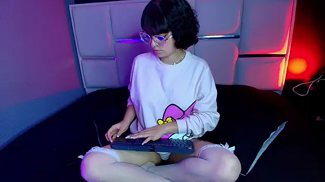 BadEmyXO online show from 04.29.26