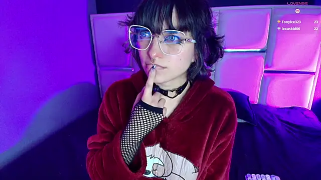 BadEmyXO online show from 07.16.26