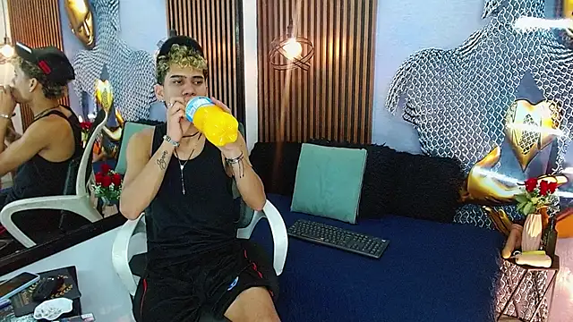 Skinny cute Alyer online show from 05.30.26