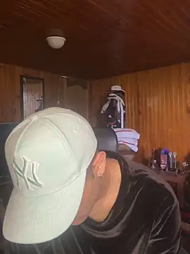 Snapshot of smarinloch chatting on 04.15.26 smarinloch online show from 04.15.26