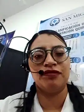 Snapshot of SOFI__10 chatting on 04.27.26 SOFI 10 online show from 04.27.26