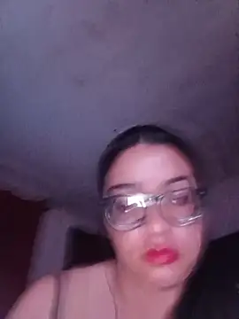 Snapshot of SOFI__10 chatting on 05.14.26 SOFI 10 online show from 05.14.26