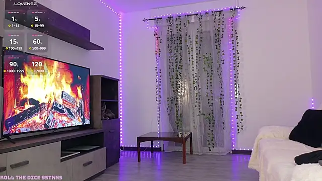 xxYourHoney online show from 04.10.26