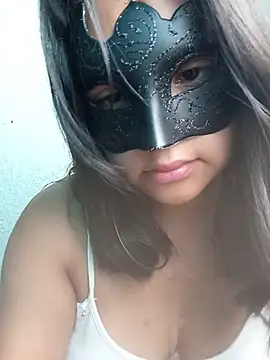 Snapshot of MorriganRosee chatting on 05.19.26 MorriganRosee online show from 05.19.26