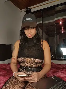 NefertitiXO online show from 06.02.26