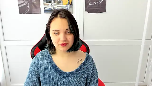 Snapshot of Caroline_cutte chatting on 05.02.26 Caroline cutte online show from 05.02.26