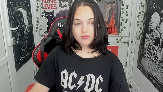 Caroline cutte online show from 07.22.26