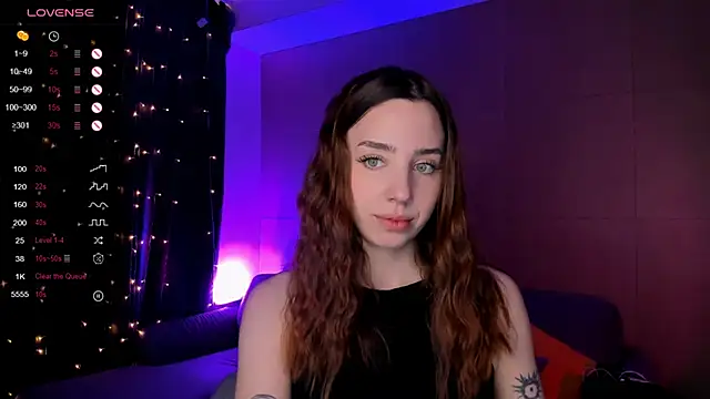Snapshot of CharliGrace_ chatting on 04.25.26 CharliGrace online show from 04.25.26