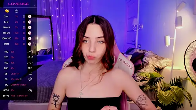 CharliGrace  online show from 06.04.26