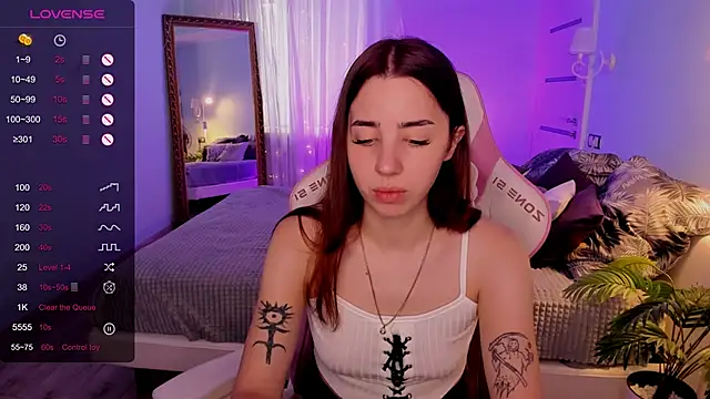 CharliGrace  online show from 06.23.26