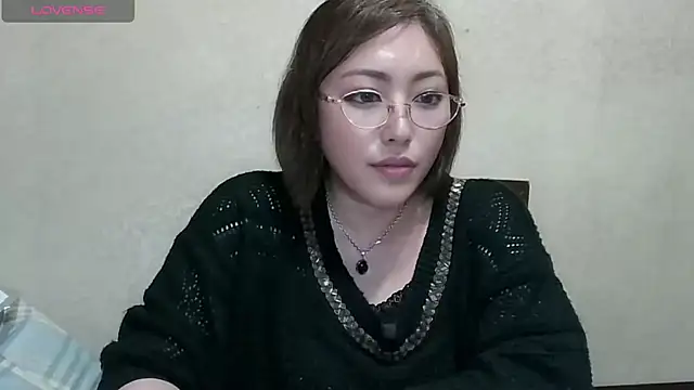 Snapshot of Anna_jpn8 chatting on 05.18.26 Anna jpn8 online show from 05.18.26