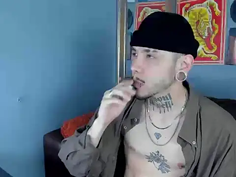 Snapshot of Murdockk chatting on 05.25.26 Murdockk online show from 05.25.26
