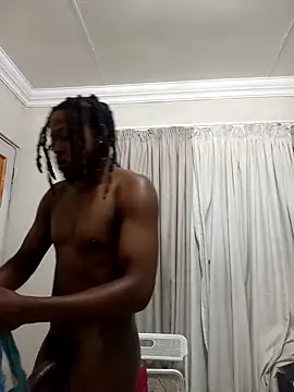 Snapshot of Therealdeedesirae chatting on 04.15.26 Therealdeedesirae online show from 04.15.26