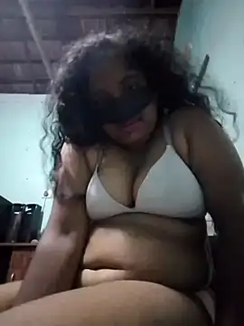 Snapshot of nisani_madusha chatting on 04.21.26 nisani madusha online show from 04.21.26