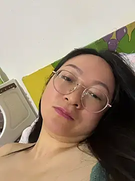 Snapshot of H-202604 chatting on 07.02.26 H-202604 online show from 07.02.26