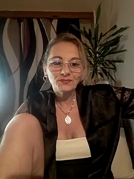 Blond lady czech online show from 04.19.26