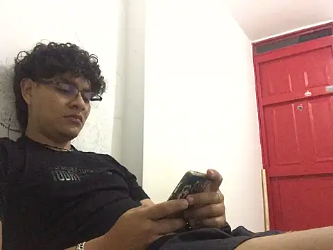 Snapshot of xhecho_uzumaki chatting on 06.02.26 xhecho uzumaki online show from 06.02.26